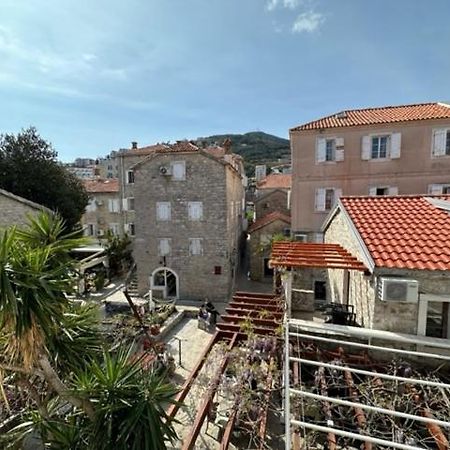 Cozy Old Town Apartment, بودفا المظهر الخارجي الصورة
