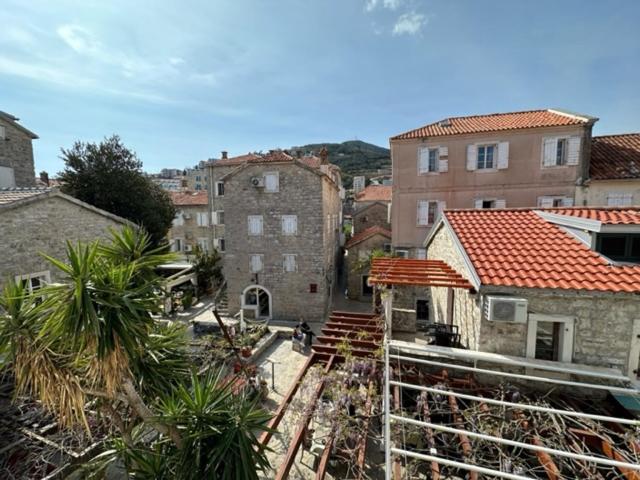 Cozy Old Town Apartment, بودفا المظهر الخارجي الصورة
