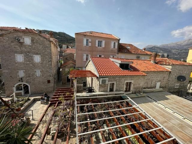 Cozy Old Town Apartment, بودفا المظهر الخارجي الصورة
