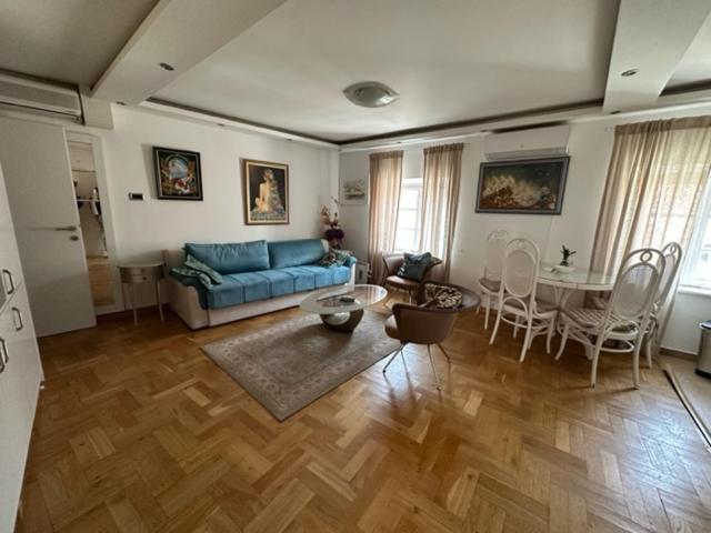 Cozy Old Town Apartment, بودفا المظهر الخارجي الصورة
